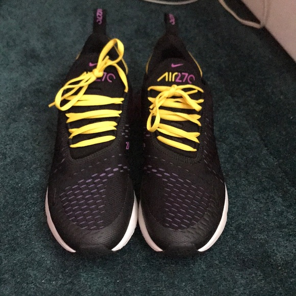 womens size 9 in mens nike